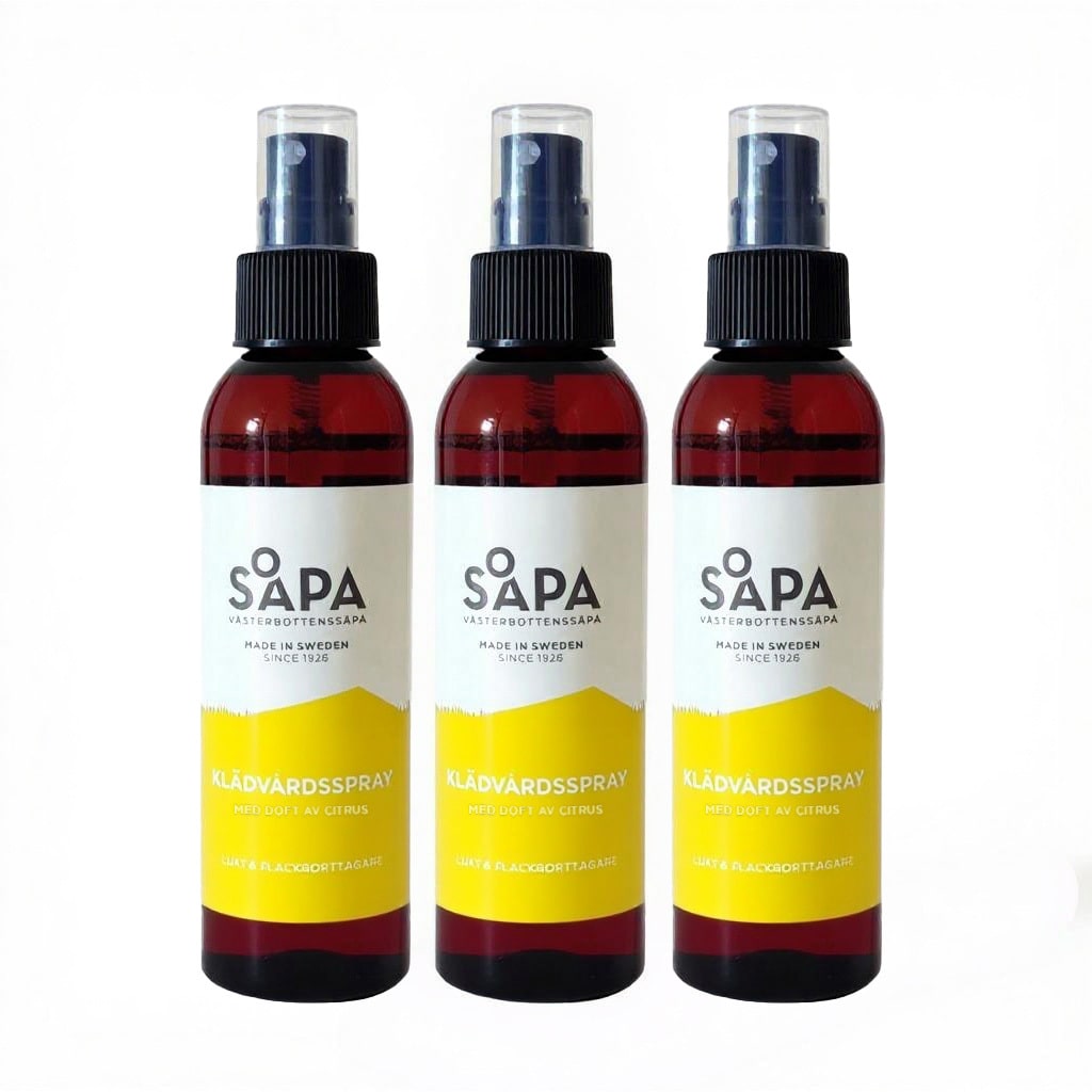 Västerbottenssåpa klädvårdsspray med mild doft av citrus. Fungerar perfekt på jackor, möbler, kepsar, gardiner, soffkuddar, skor.