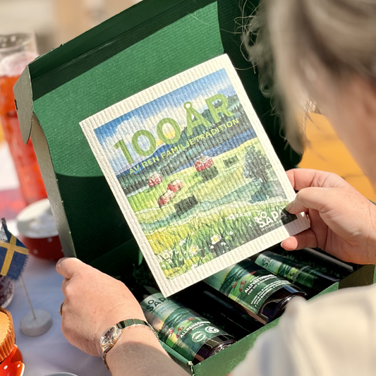 Jubileumsbox 100 år – era favoriter i exklusiva jubileumsförpackningar och en limiterad sommardoft