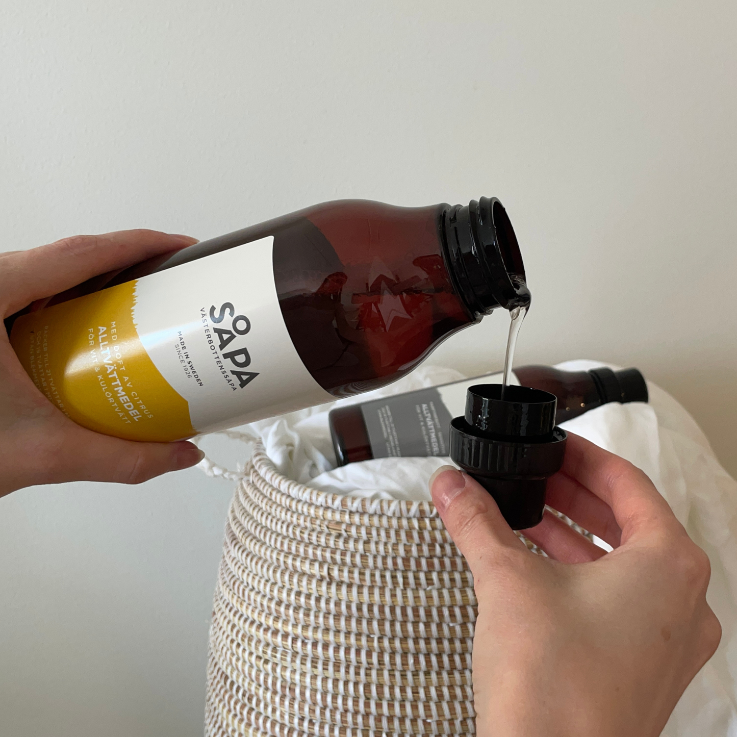 6-pack – Alltvättmedel – Tvättmedel för vit och kulörtvätt, 750 ml per flaska – Tre dofter att upptäcka